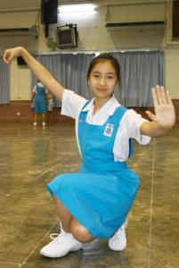 大马华人“功夫少女”文武双全“中考”成绩全优