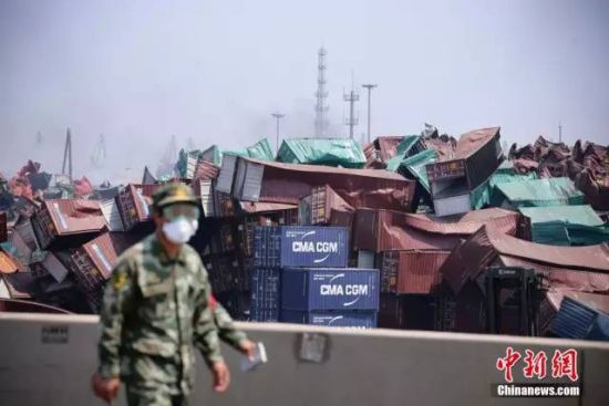 8月16日，天津港“812”特别重大火灾爆炸事故核心区。  中新社发 刘震 摄