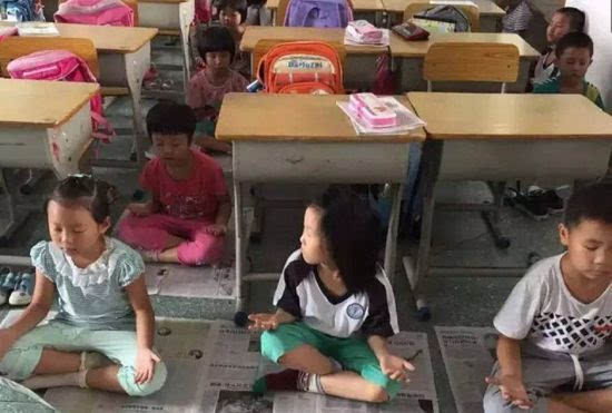 校长强迫小学生用打坐代替午睡 校长强迫小学生用打坐代替午睡
