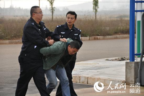 云南被车撞遭抱走9岁男孩已被害 两名嫌疑人已抓获【2】