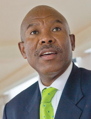 Long-serving National Treasury director-general Le