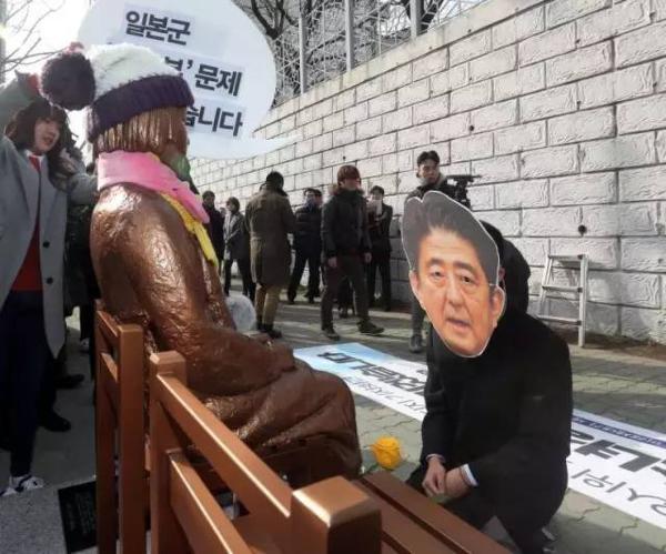 媒体:韩国紧急召回中日俄美四国大使为何事?