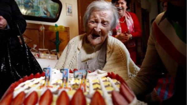 去年艾玛 莫拉诺欢度117岁生日。 （图片来源：路透社）