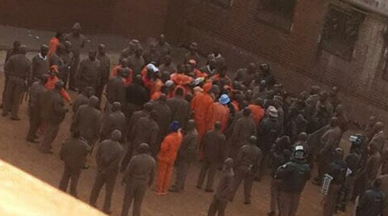 “Riot over parole breaks out in Pretoria prison”的图片搜索结果