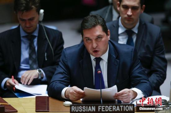 俄罗斯常驻联合国副代表萨夫龙科夫就朝鲜半岛局势发言。 中新社记者 廖攀 摄