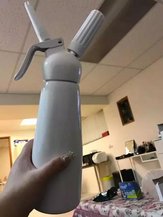  奶油气泡枪