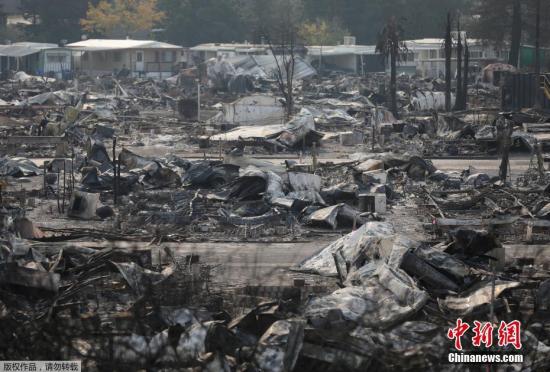 加州北部森林大火持续燃烧，已造成至少40人死亡，成为加州史上最致命的山火。