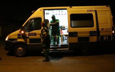 FILE: Paramedics attend to a patient in Cape Town, Western Cape. Picture: EWN
