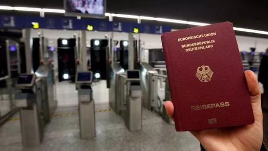 ▲德国护照 图据CNN