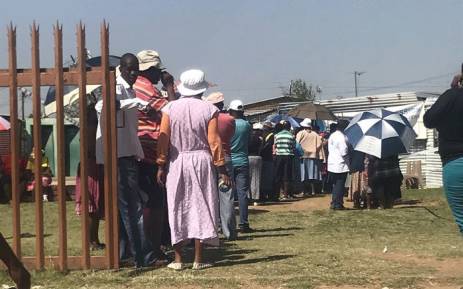 Voters queue for the Metsimaholo by-election in Free State on 29 November 2017. Picture: Clement Manyathela/EWN