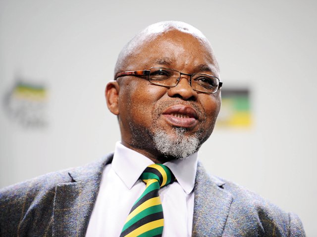 “Gwede Mantashe”的图片搜索结果
