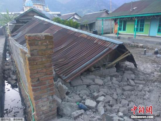当地时间7月29日晨，印尼龙目岛发生里氏6.4级地震。