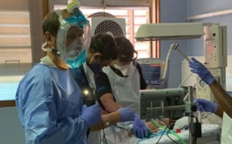 Snorkel masks protect healthcare personnel at Tygerberg Hospital during the Covid-19 pandemic. Image: Western Cape Government.