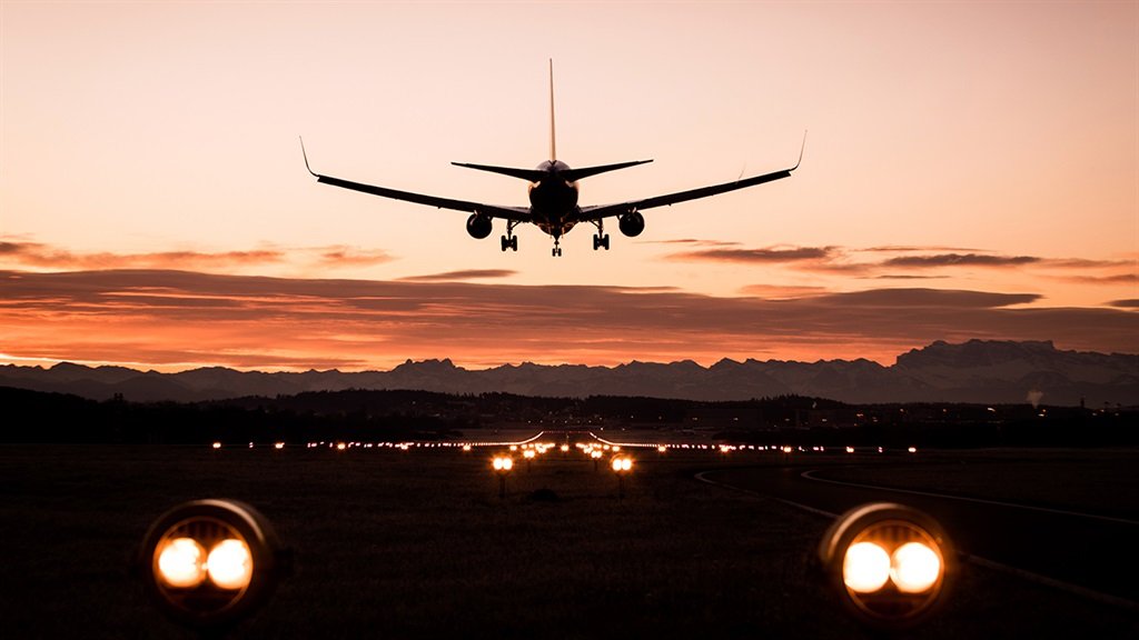 Airlines flying to South Africa