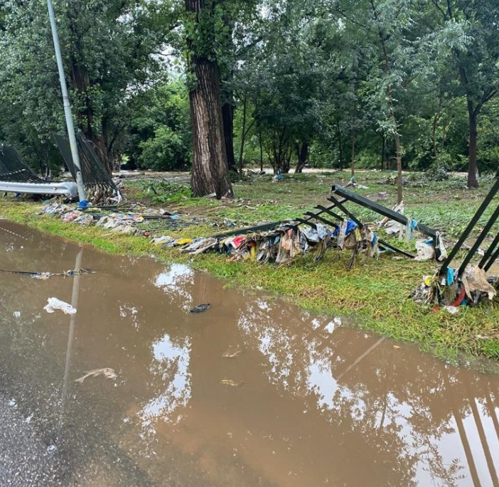 暴雨导致比勒陀利亚部分地区洪水泛滥，预计还会有更多降雨