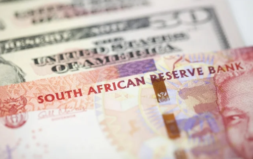 022年南非兰特第一季度开局不错！兑美元上涨逾10%"