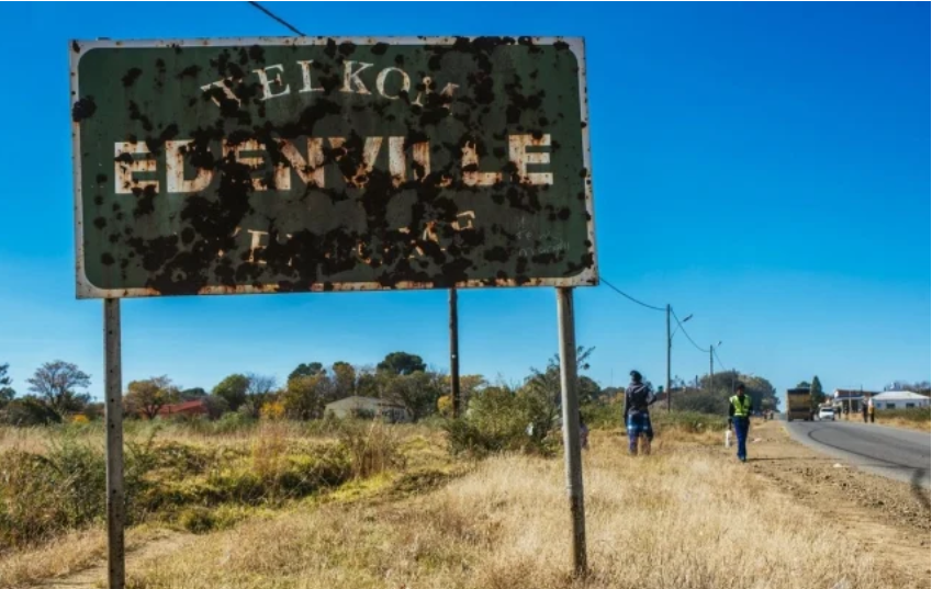 南非政府将重新审视其对陷入困境的小城镇的战略——以下是一些选择