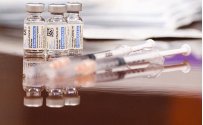 新研究：强生 COVID 疫苗对欧米克隆 子变体有效