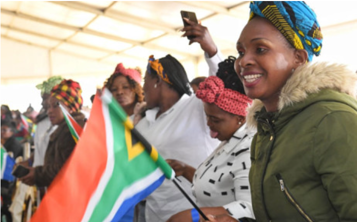 拉马福萨总统:南非妇女的斗争还没有结束
