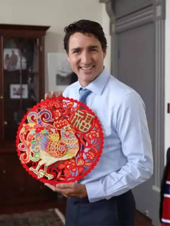 加拿大总理特鲁多祝愿全球华人鸡年吉祥快乐