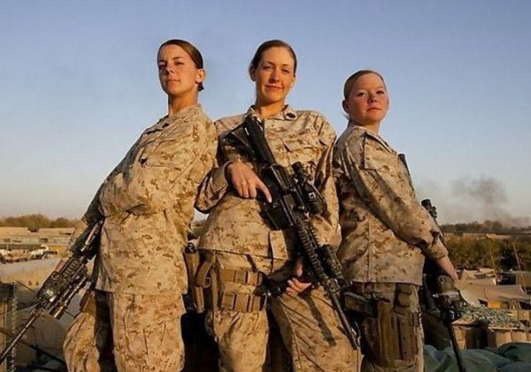  资料图片：美军女兵。（图片来源于网络）