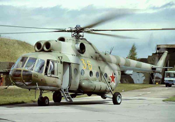  图为俄军装备的米-8直升机