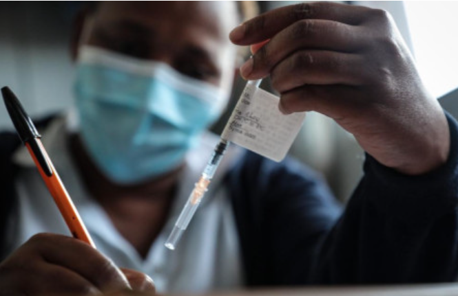 南非超过18万名18-34岁民众登记注射疫苗 豪登省首当其冲
